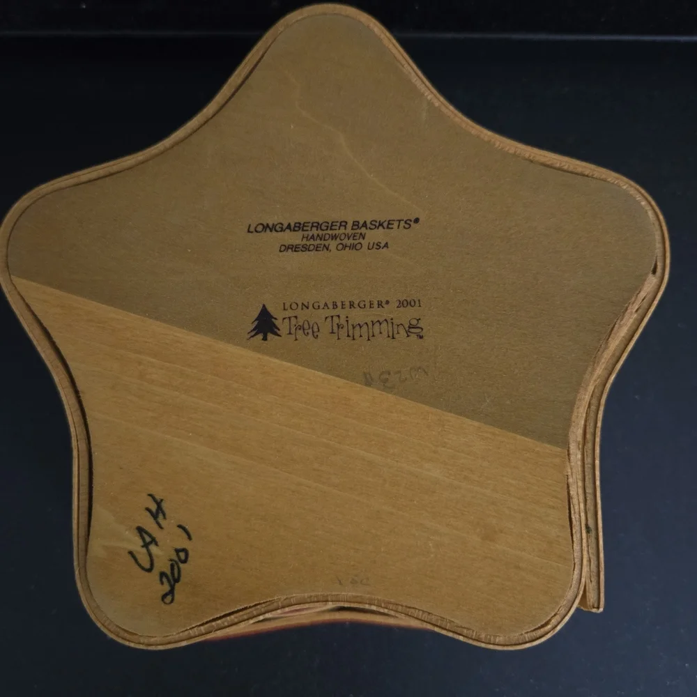 Longaberger 2001 Tree Trimming Red Star Basket Fabric Liner TieOns Box Christmas